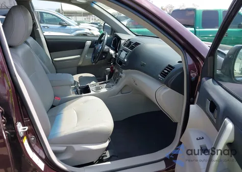 2013 Toyota Highlander Se V6 from USA, damaged, VIN 5TDBK3EH5DS270038